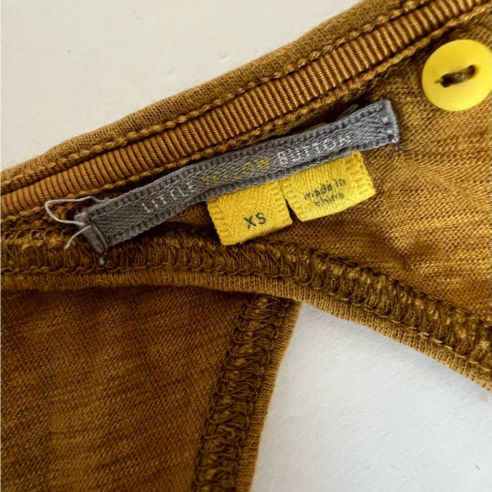 Anthropologie Little Yellow Button Tank Top with Peplum Size XS - Picture 6 of 6